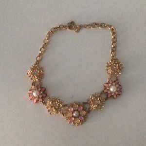 Statement necklace